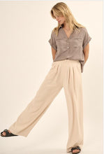 Load image into Gallery viewer, SILKY BLOUSE