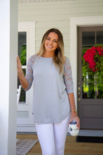 Load image into Gallery viewer, ROUND LACEY- ASH BLUE