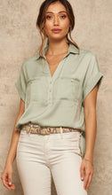 Load image into Gallery viewer, SILKY BLOUSE