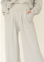 Load image into Gallery viewer, WEEKEND LOUNGIN