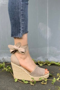 WEDGED SHOES